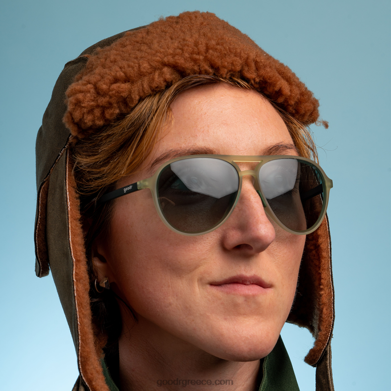 γρ Goodr βούιζε στον πύργο 488L8114